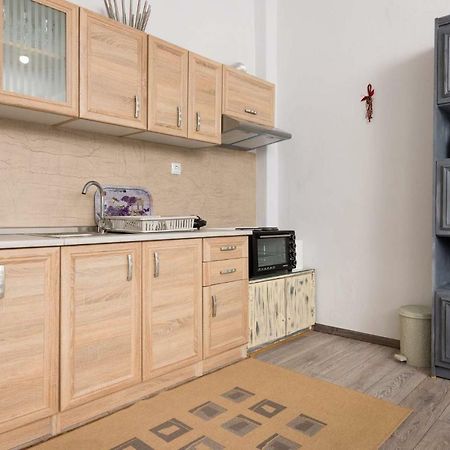 Anastasia'S Apartment ลีเมนาส ภายนอก รูปภาพ